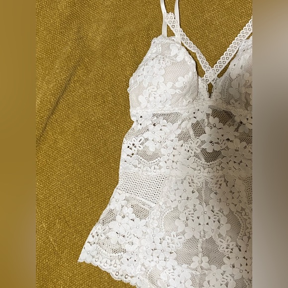 White Flower Lace Lingerie Bodysuit H&M XS - Picture 4 of 7